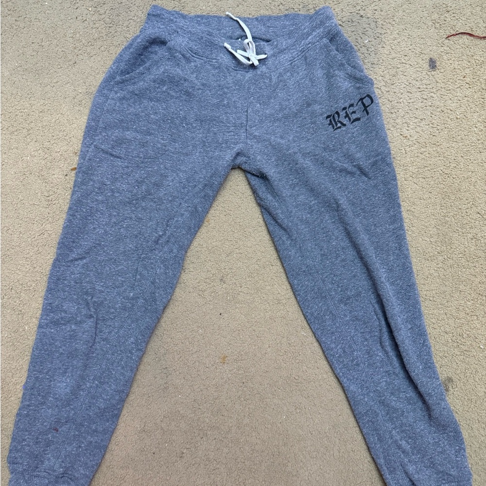 Taylor Swift Reputation World Tour Gray Jogger Sweatpants